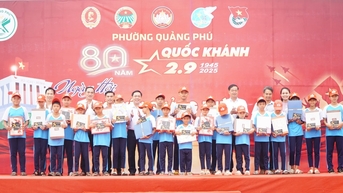 ពិធីបុណ្យ “ខ្ញុំស្រលាញ់ខេត្ត Quang Phu” ដ៏រំភើប ដើម្បីអបអរសាទរទិវាជាតិ ថ្ងៃទី 2 ខែកញ្ញា
