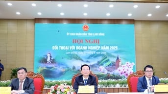 Gần 400 doanh nghiệp dự Hội nghị đối thoại tại Lâm Đồng năm 2025