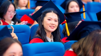 Bộ Chính trị yêu cầu xây dựng Đề án đổi mới tuyển sinh đại học