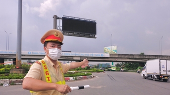 Cảnh sát giao thông Đồng Nai gợi ý 4 lộ trình tránh ùn tắc trên quốc lộ 51