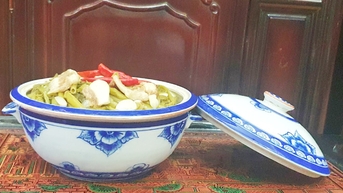 មេឃភ្លៀងហើយ នឹកម៉ាក់ខ្ញុំ ប្រហិតទឹកប្រហុកជាមួយបាយជូរ និងម្ទេសក្រៀម។