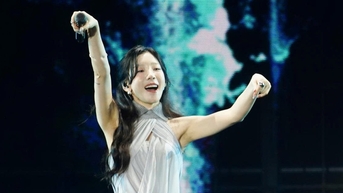 Taeyeon សមាជិក SNSD ជួបឧបទ្ទវហេតុនៅលើឆាកដោយសារតែការយល់ច្រឡំក្នុងទំនាក់ទំនង? U-Know Yunho បានសន្យាថានឹងមានការប្រគុំតន្ត្រីនៅប្រទេសវៀតណាម