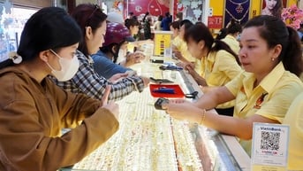 Giá vàng hôm nay 4/8/2025: Giá vàng trong nước và thế giới tăng phá kỷ lục, tỷ lệ đồng thuận 100%