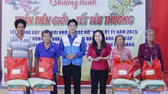 Chàng trai gen Z cùng hành trình gieo nắng sưởi ấm cho đời