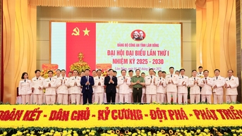 ប៉ូលិសខេត្ត Lam Dong៖ "បន្ទាត់ត្រង់ ផ្លូវច្បាស់លាស់ វឌ្ឍនភាពឯកភាព"