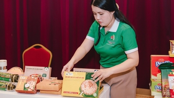 សហគ្រាសនាំចេញអាហារវៀតណាមត្រូវមានផ្នត់គំនិតនៃការលក់ជាផ្លូវការ។