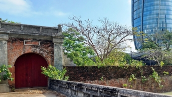 កំណត់​ទីតាំង​សាងសង់​បង្គោល​ទង់ជាតិ​ពិសេស​នៃ​បន្ទាយ Dien Hai