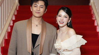푸카는 좋은 소식을 듣고 기뻐하며 남편 진 투안 키엣과 함께 특별한 일을 했습니다.