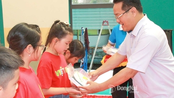 Gần 300 thiếu nhi hoàn thành lớp rèn luyện kỹ năng sống hè 2025