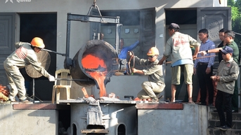 Triển khai đúc cụm tượng ghi nhận sự giúp đỡ của chuyên gia quân sự Liên Xô