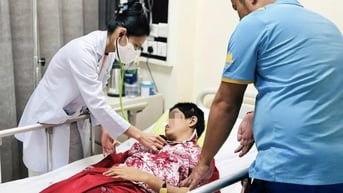 Nhiều người nhập viện vì tai nạn bất ngờ trên bàn ăn, ngoài đường