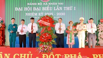 Phó Bí thư Tỉnh uỷ, Chủ tịch UBND tỉnh Phan Huy Ngọc: Khâu Vai phải đặt mục tiêu đưa ngành Du lịch trở thành ngành kinh tế mũi nhọn