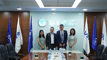 Người giữ mạch máu cảng biển ở độ cao 30 mét