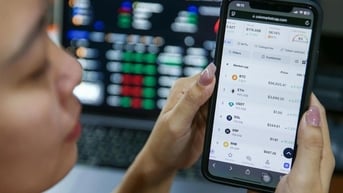 Mô hình sàn tài sản số phù hợp cho Việt Nam: Lựa chọn CEX hay DEX?