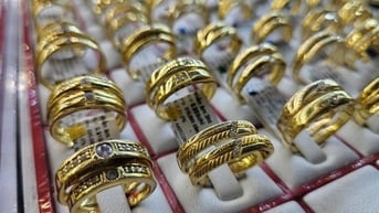 Cuối ngày 1-9, giá vàng tăng vọt, xuất hiện mốc đỉnh mới