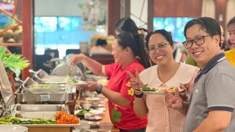 Buffet chay ở TP HCM đắt khách dịp lễ 2-9
