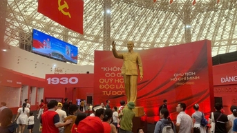 Dấu ấn 'binh chủng' báo chí tại Triển lãm thành tựu đất nước