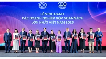 Khẳng định vai trò trụ cột, Agribank vào Top 20 doanh nghiệp nộp ngân sách hàng đầu