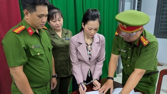 Tạm giữ hình sự chủ cơ sở nha khoa Tuyết Chinh