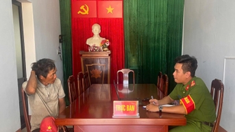បុរស​ម្នាក់​វង្វេង​ផ្លូវ​ត្រូវ​បាន​គេ​ជួយ​ជួបជុំ​គ្រួសារ
