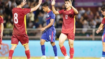 Sân Thống Nhất hỗ trợ tối đa, đội tuyển Việt Nam quyết đánh bại Nepal