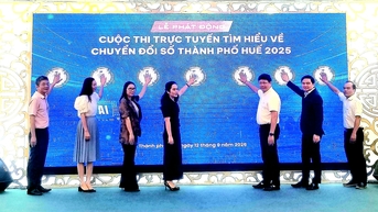 ចាប់ផ្តើមការប្រកួតអនឡាញ ដើម្បីស្វែងយល់អំពីការផ្លាស់ប្តូរឌីជីថលនៅទីក្រុង Hue