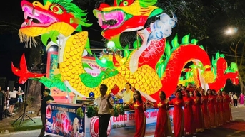 Minh Xuân siết chặt quản lý mô hình diễn diễu Lễ hội Thành Tuyên