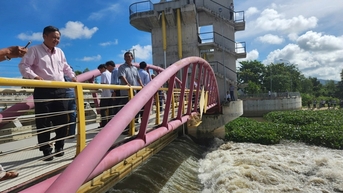 Mở cống Tha La và Trà Sư để xả lũ đưa phù sa về hạ lưu ĐBSCL