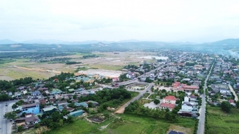 ក្រសួងសំណង់ ជូនដំណឹងអំពីគម្រោងផ្លូវល្បឿនលឿន Cam Lo - Lao Bao
