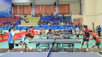 រៀបចំពិធីបុណ្យកីឡាដើម្បីស្វាគមន៍មហាសន្និបាតគណៈកម្មាធិការបក្សរណសិរ្សមាតុភូមិ និងអង្គការមជ្ឈិម