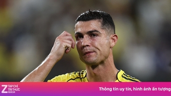 Ronaldo bực tức