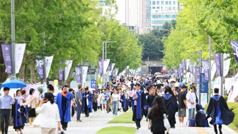 한국, 대학 졸업률 1위