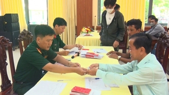 Ban Chỉ huy phòng thủ Khu vực 2 - Long Xuyên chi trả phụ cấp trách nhiệm cho quân nhân dự bị quý III/2025