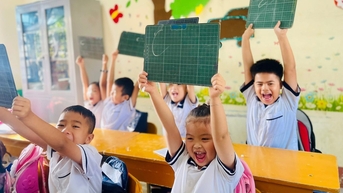 Thủ tướng chỉ đạo đảm bảo dạy học 2 buổi/ngày
