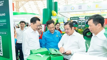 Tập đoàn Hóa chất ghi dấu ấn tại Triển lãm thành tựu đất nước 2025