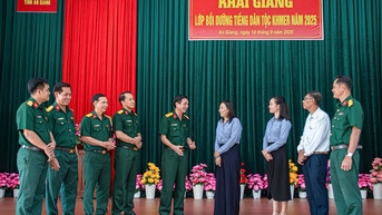 Hiểu tiếng nói, thấu rõ đồng bào