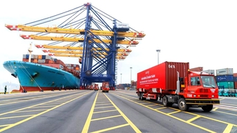 Tin tức đặc biệt trên báo in Hànộimới ngày 17-9-2025