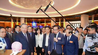 Vinmec trình làng robot y tế “Make in Vietnam”, tiên phong mô hình bệnh viện thông minh