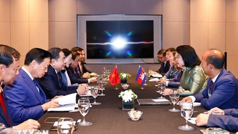 Chủ tịch Quốc hội hội kiến nhà lãnh đạo Campuchia và Timor Leste