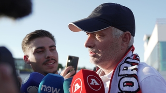 Mourinho dẫn dắt Benfica, chuẩn bị đến Stamford Bridge đấu Chelsea