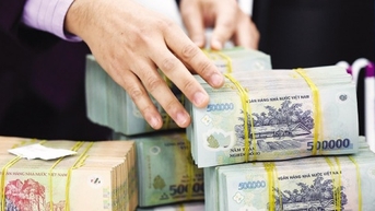 បន្ទាប់ពីកំណើនអវិជ្ជមានរយៈពេល 4 ខែ ប្រាក់បញ្ញើរបស់ស្ថាប័នបានហូរចូលធនាគារវិញភ្លាមៗ។