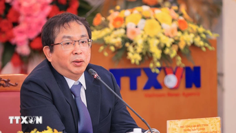 총리, 국방부와 베트남 통신사 인사 결정