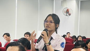 TP.HCM: 100% trường học thay thế điện thoại bằng giờ ra chơi thiết thực từ tháng 1-2026