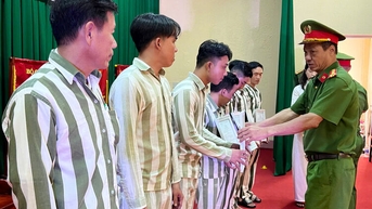 សេចក្តីរីករាយនៃការលើកលែងទោស