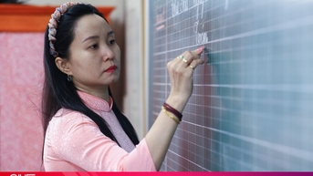 Lương giáo viên sẽ có 'hệ số đặc thù'
