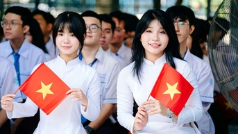 Bộ Nội vụ đề nghị mới: Các địa phương khẩn trương đề xuất phương án sắp xếp trường học, bệnh viện