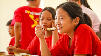 Sở GD&ĐT Hà Nội yêu cầu công khai thực đơn bữa ăn bán trú
