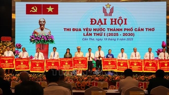 សមាជត្រាប់តាមស្នេហាជាតិ៖ ឆ្ពោះទៅរកការដោះស្រាយភាពរាំងស្ទះ និងឧបសគ្គសម្រាប់ការអភិវឌ្ឍន៍