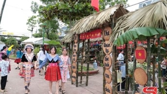 Phù Yên tổ chức các hoạt động mừng Tết Độc lập