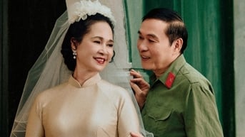 NSND Lan Hương xúc động tái hiện ảnh cưới: "Anh Kỷ tự tay bó hoa cho tôi"